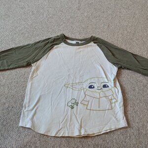 Hanna Andersson Grogu Long Sleeve T (Size 8)